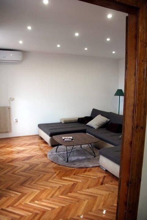Popular Airbnb listing: Tinino in Mjesni Odbor Kozala