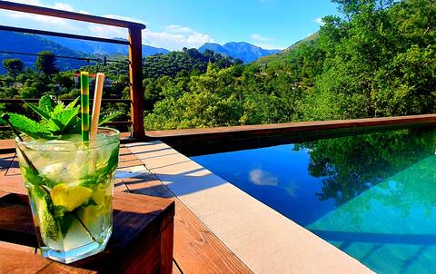 Petit Paradis Entre Mer et Montagne, Close to Nice