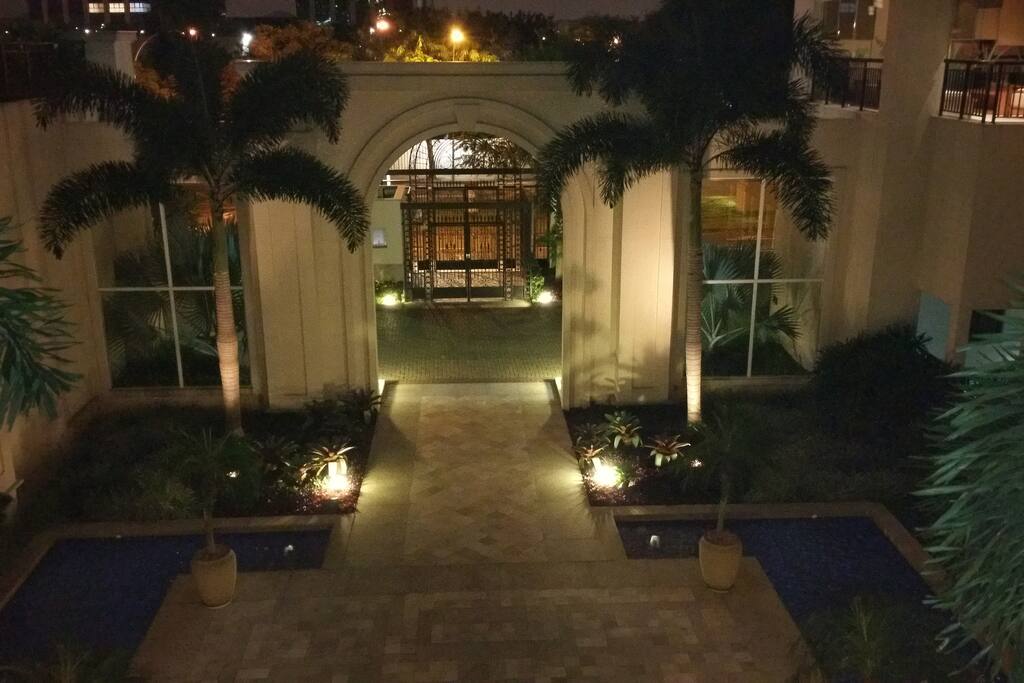 Entrada (Entrance)