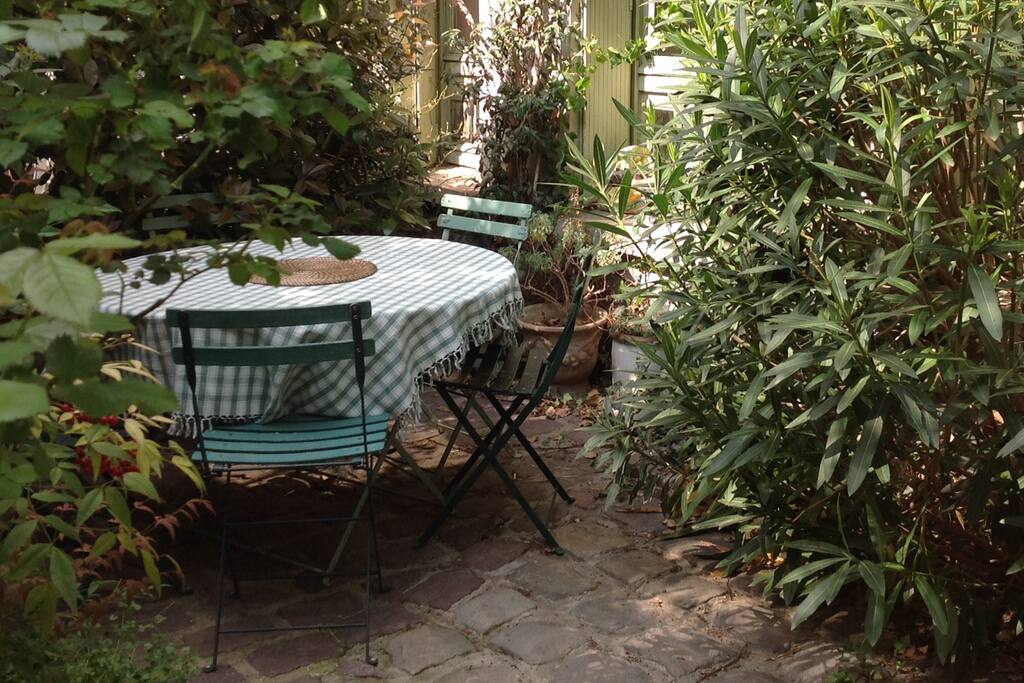 Prendre son petit-déjeuner au soleil