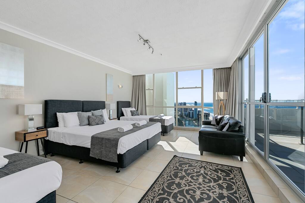 TOP FLOOR BEDROOM WIR