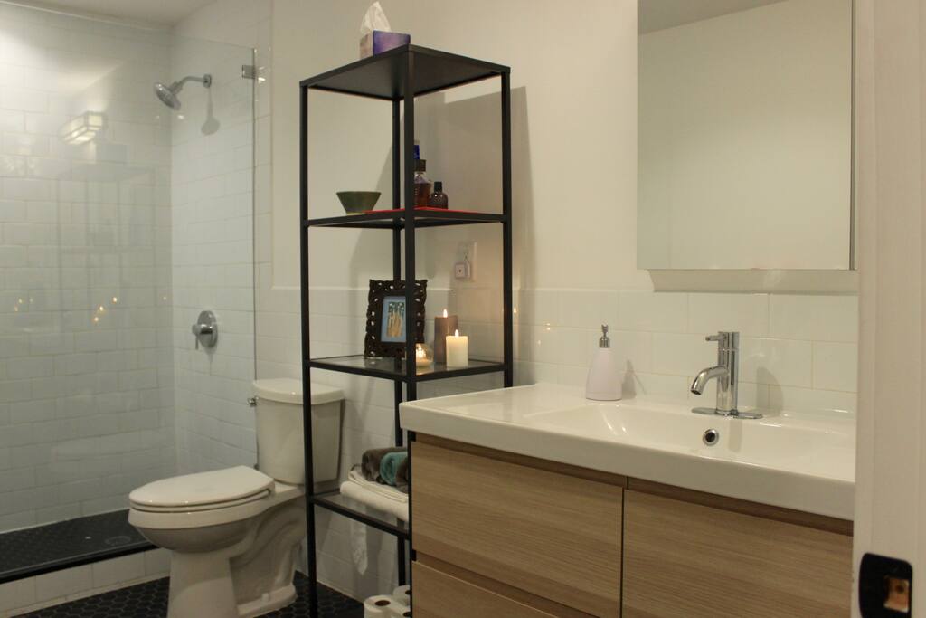 Upstairs Bathroom
