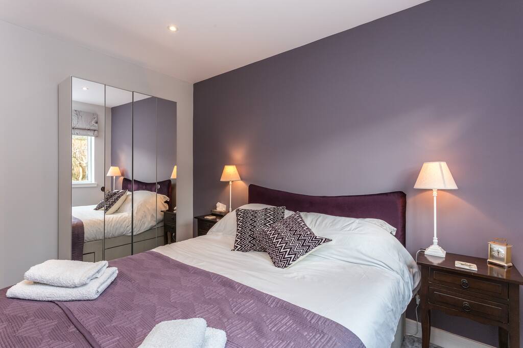 guest bedroom