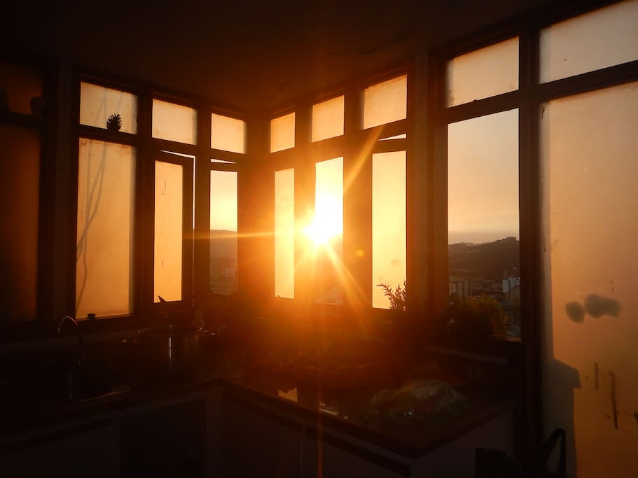 Atardecer desde la cocina