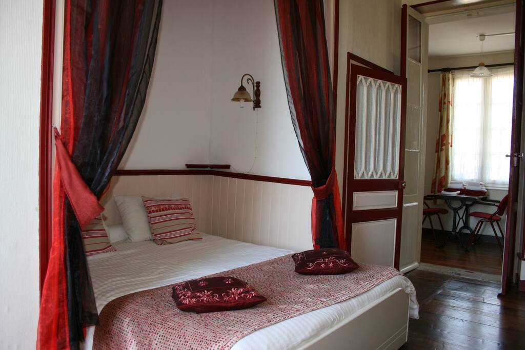 Chambre Ponceau avec lit double