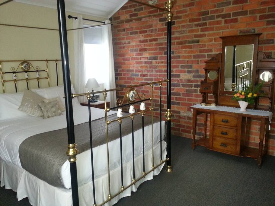 Four Poster Room B&B