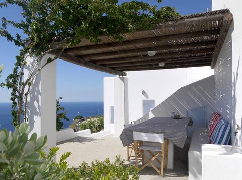 Architect's House in Anafi