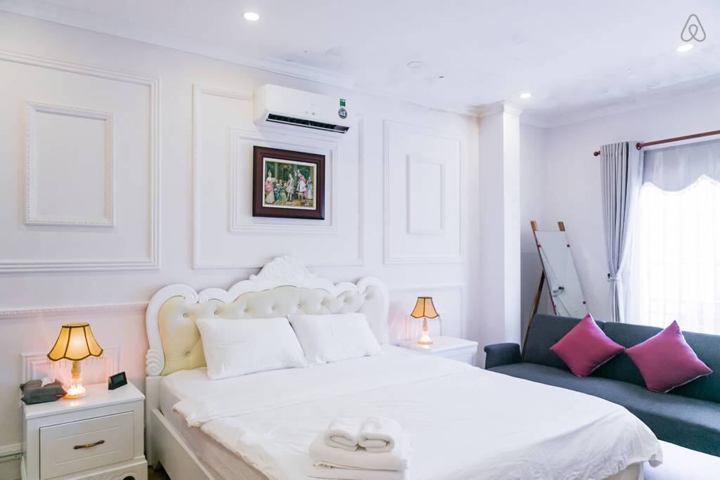 Nice and comfortable bed is a necessity when traveling