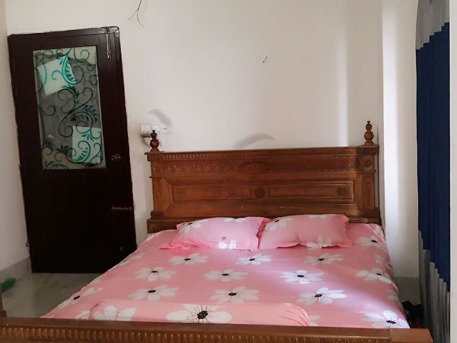 Master bed simple but comfortable..