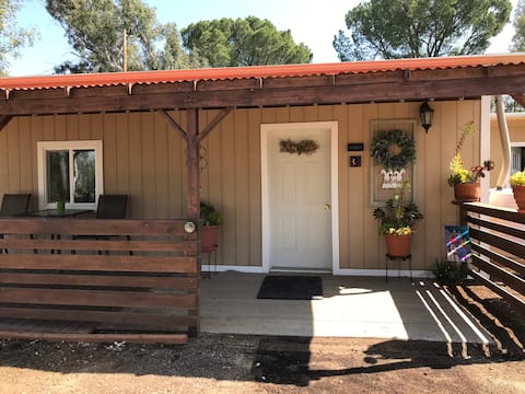 Spacious casita in the heart of Wine Country