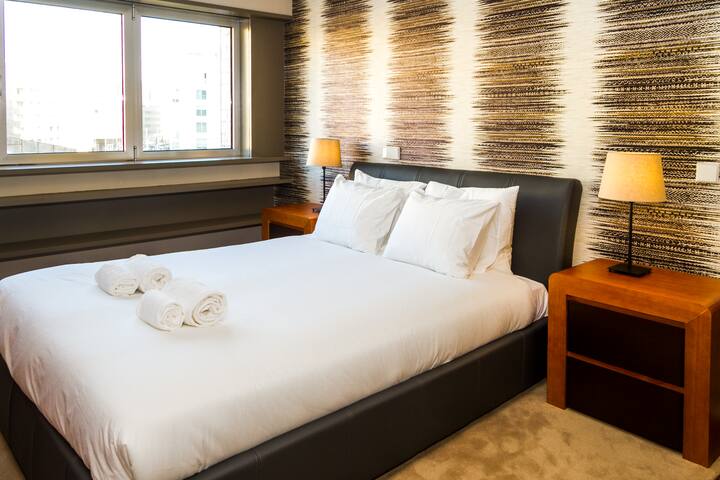 Liiiving in Matosinhos – High Sea Condo gallery image 2