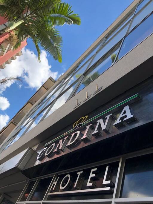 Fachada del Hotel