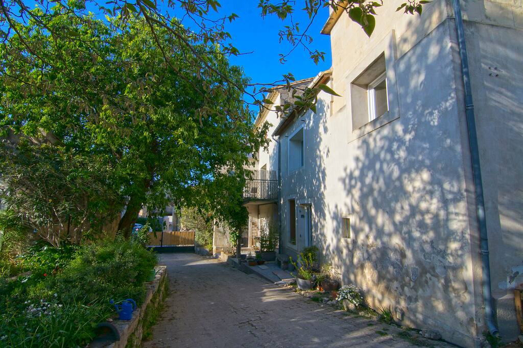 Garden house entrance on right with terraces above
