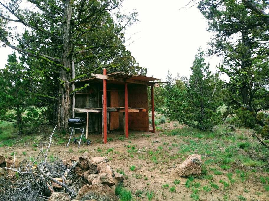 The traditional pioneers kitchen