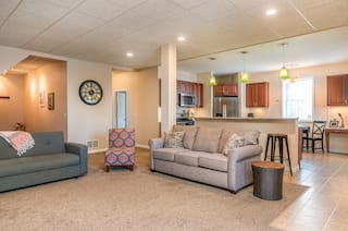 South Buffalo 2 Bed 2 Bath Apartment, photo 3 of 25