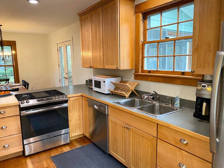 Acogedora cabaña a 10 minutos a pie de Cornell, Collegetown. - Airbnb