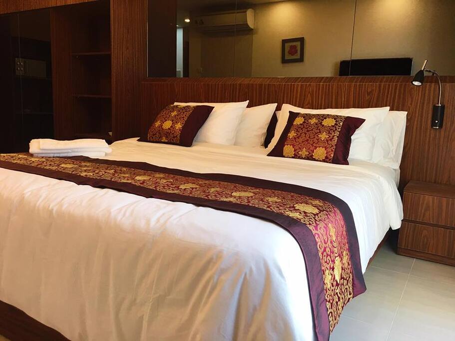 COZY BED