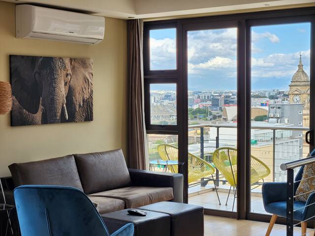 City Centre Penthouse | No Load Shedding gallery image 4