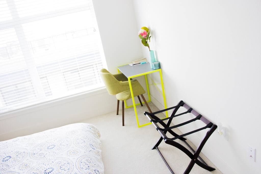 Guest room desk