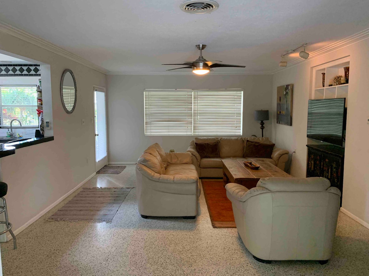 Popular Airbnb listing: Private Siesta Beach House Oasis with Heated Pool. in Southgate