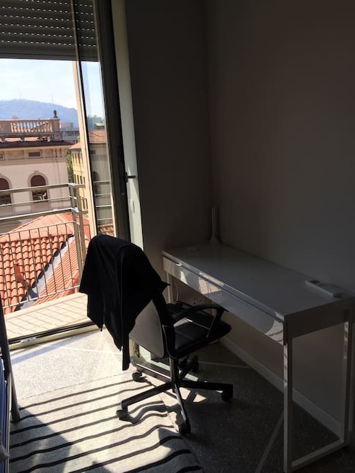 Small bedroom balcony with clear view on the mountains