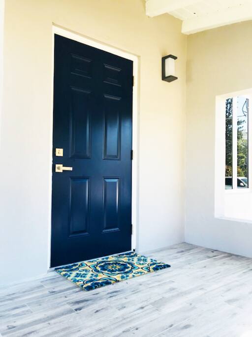 Modern Entry Porch.