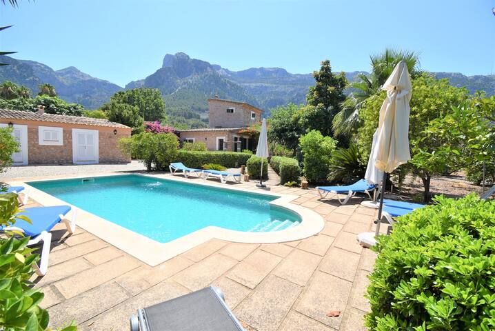 CA’N JUAN Amazing house with pool in Sóller center