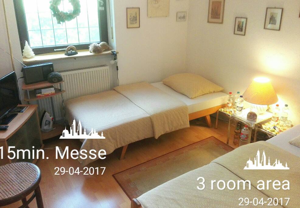 Schlafzimmer mit 2 Einzelbetten im EG.