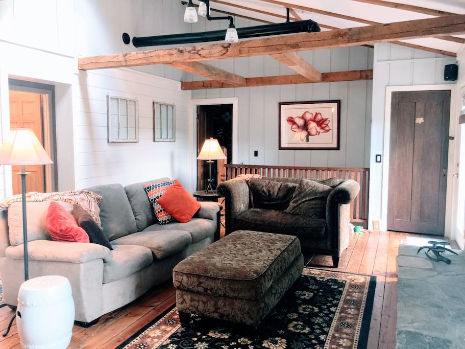 Spacious & comfortable great room