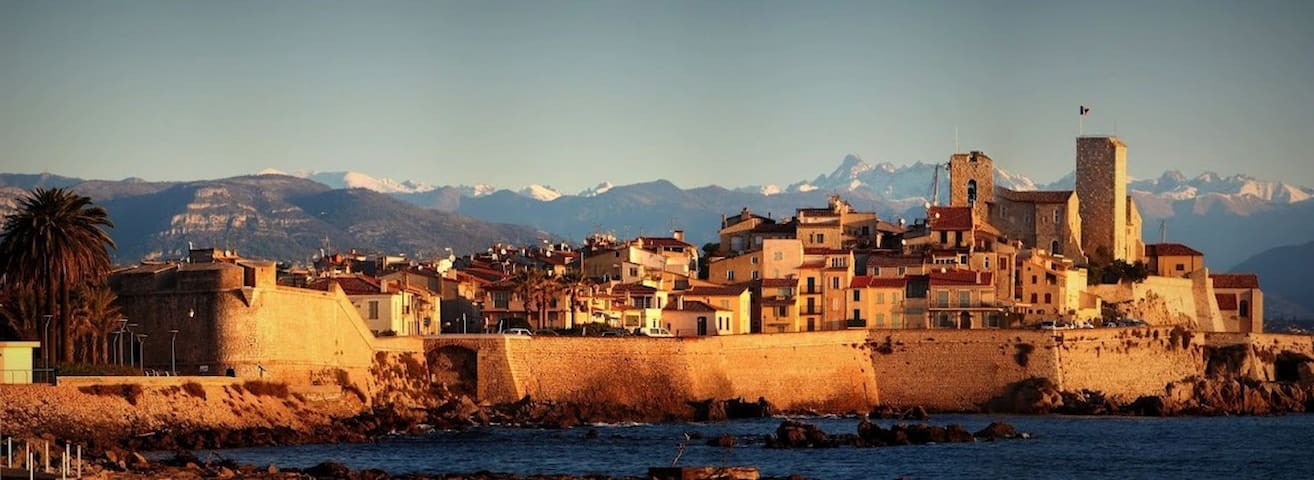 Studio avec mezzanine à 50m de la mer