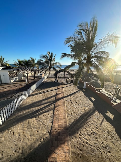 Beach house on the island of La Piedra