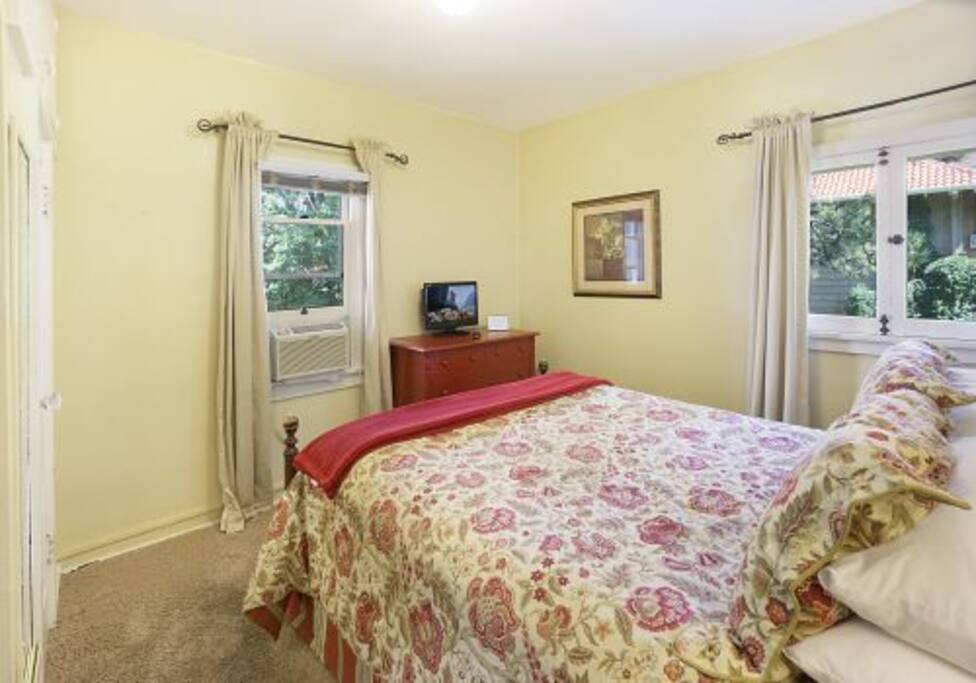 Queen bed