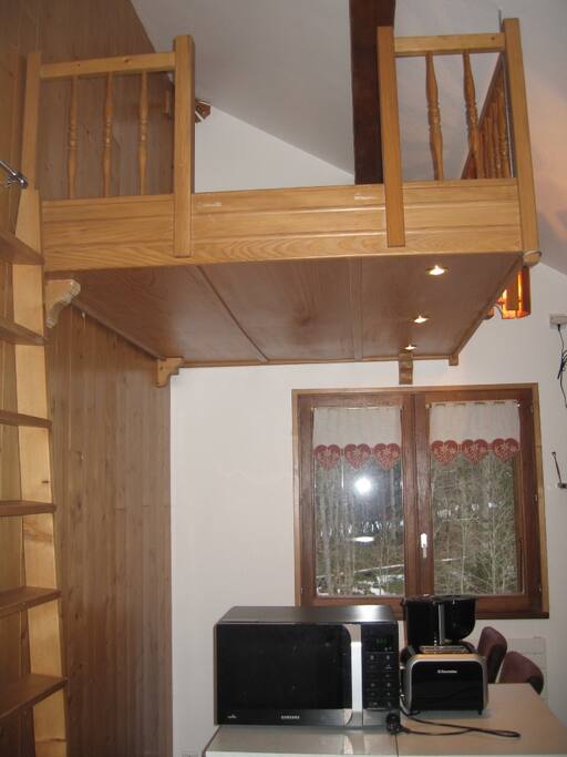 Lit mezzanine 140*190