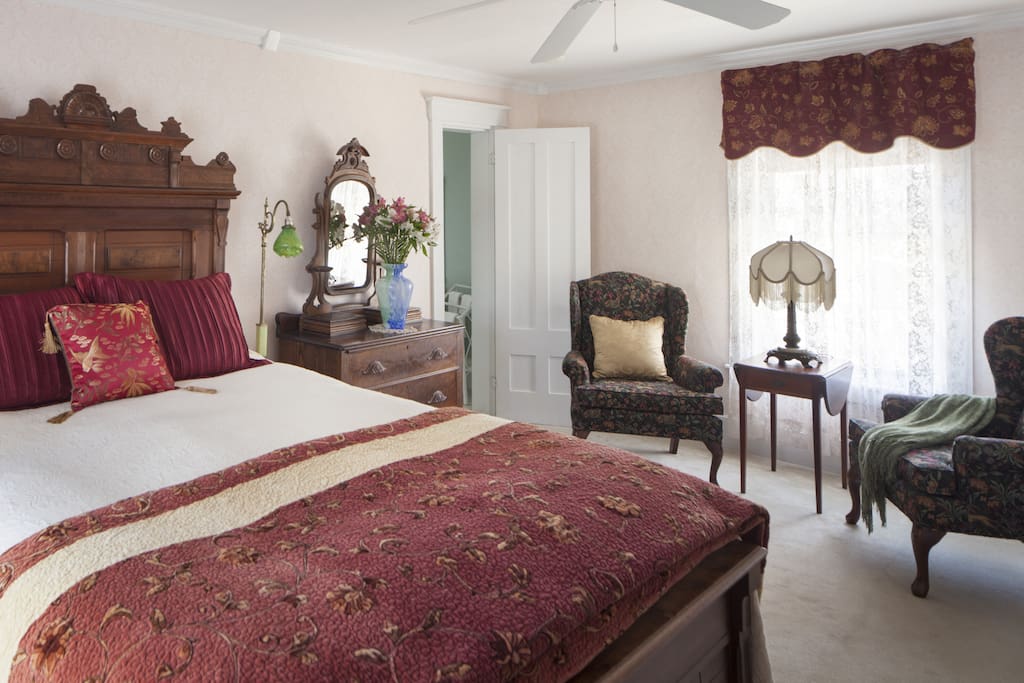 Thomas Dexter Room with Private Bath