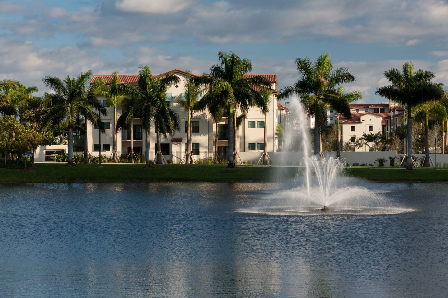 Jefferson Palm Beach 1 Bedroom Flats For Rent In West
