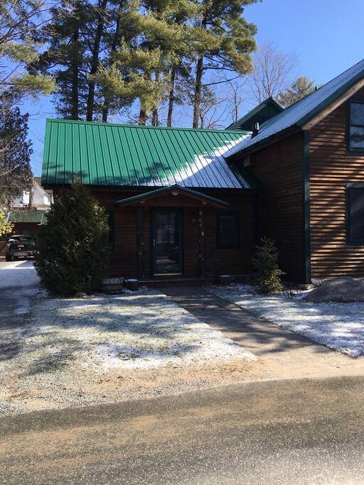 Top 100 Airbnb Rentals 2017 in Lake Placid, New York