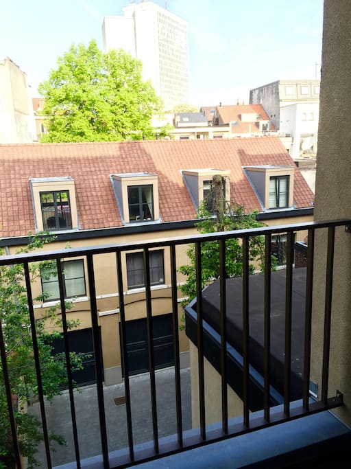 La terrasse avec mobilier