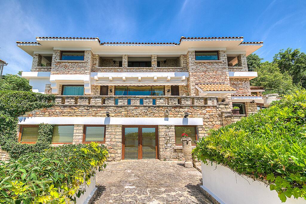 Villa "Sanda" facade