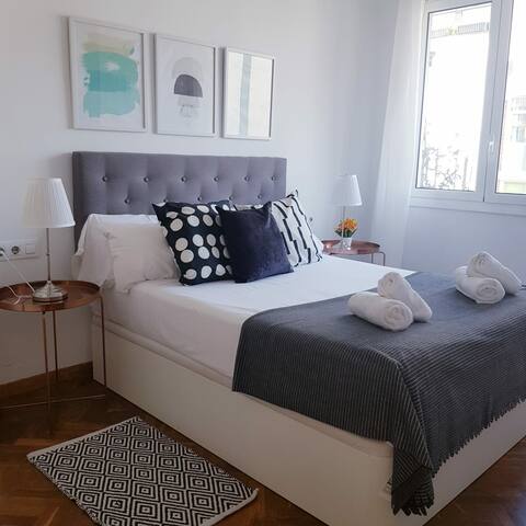 Great 5bd/3ba apartment in Eixample Aribau gallery image 5