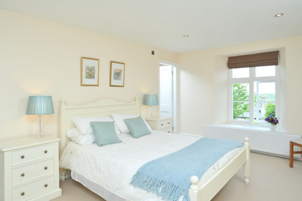 Bedroom 1 & En-suite