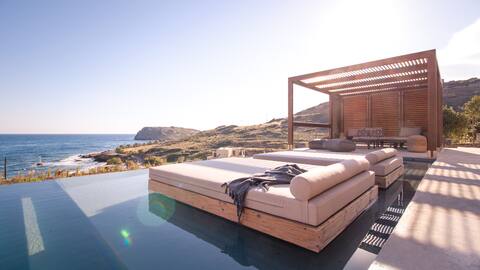 "Nuez Villas" Two Storey Villa with a Sea View