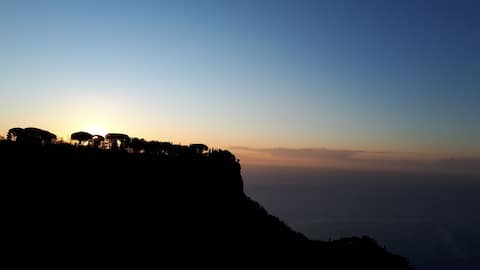 The windows on heaven. Total sea view house!
