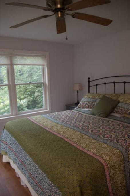 King size bed