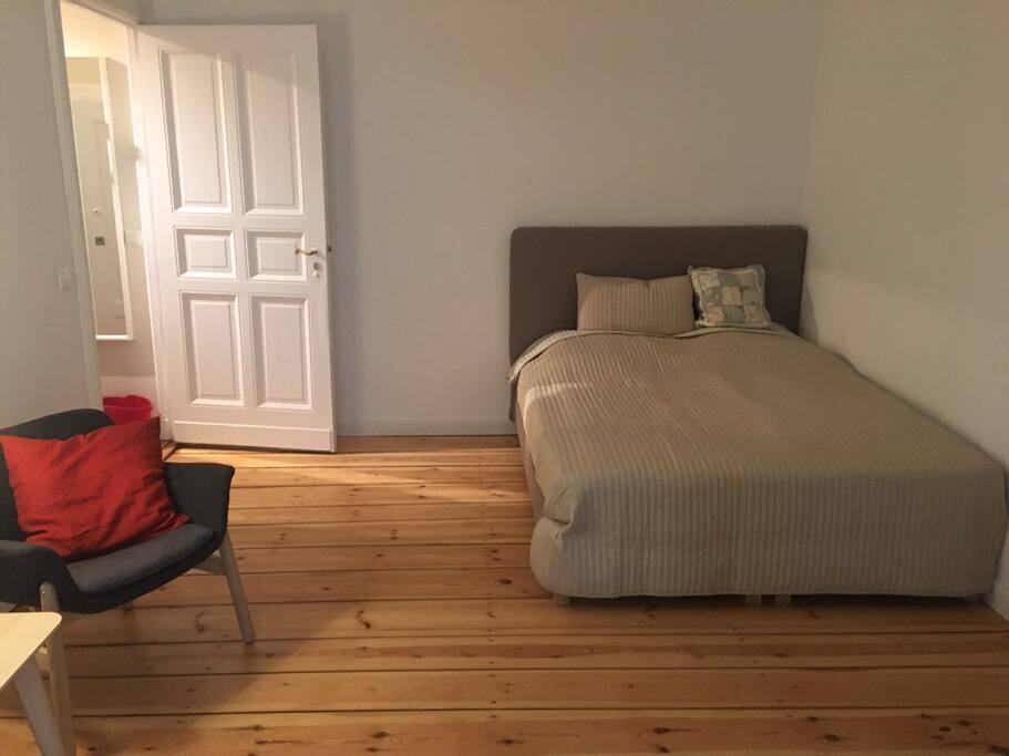 Kingsize bed