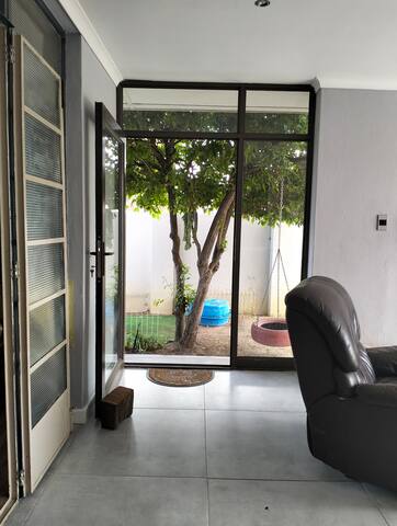 Central, comfortable, family home gallery image 4