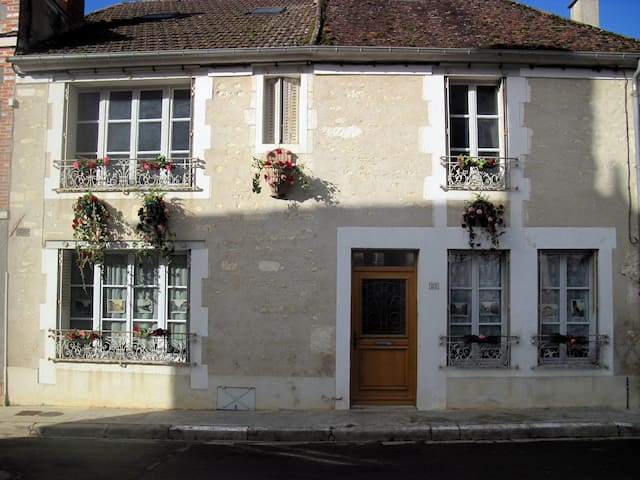 Charming traditional village house in Burgundy