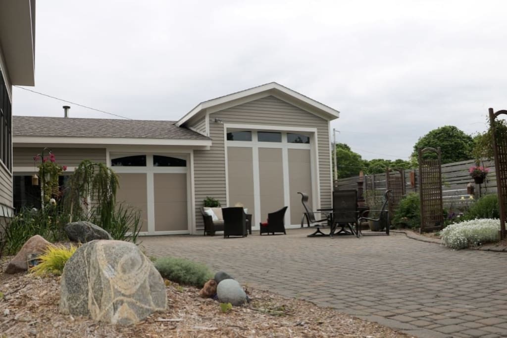 Lake St. View - On Premise Parking and Entertainment Area