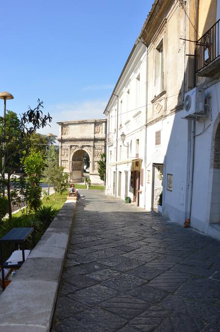 A due passi dall'Arco in pieno centro