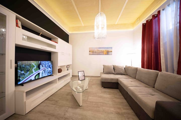 Lovely-townhouse/tarxien - Malta