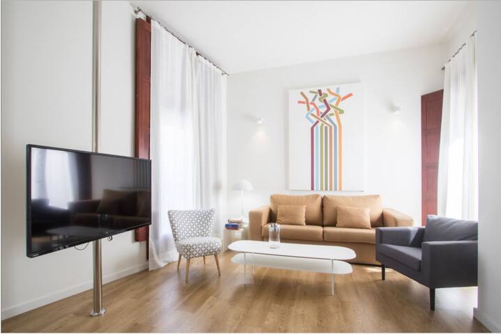 Valencia Luxury – Boutique Redonda Deluxe R13 gallery image 2